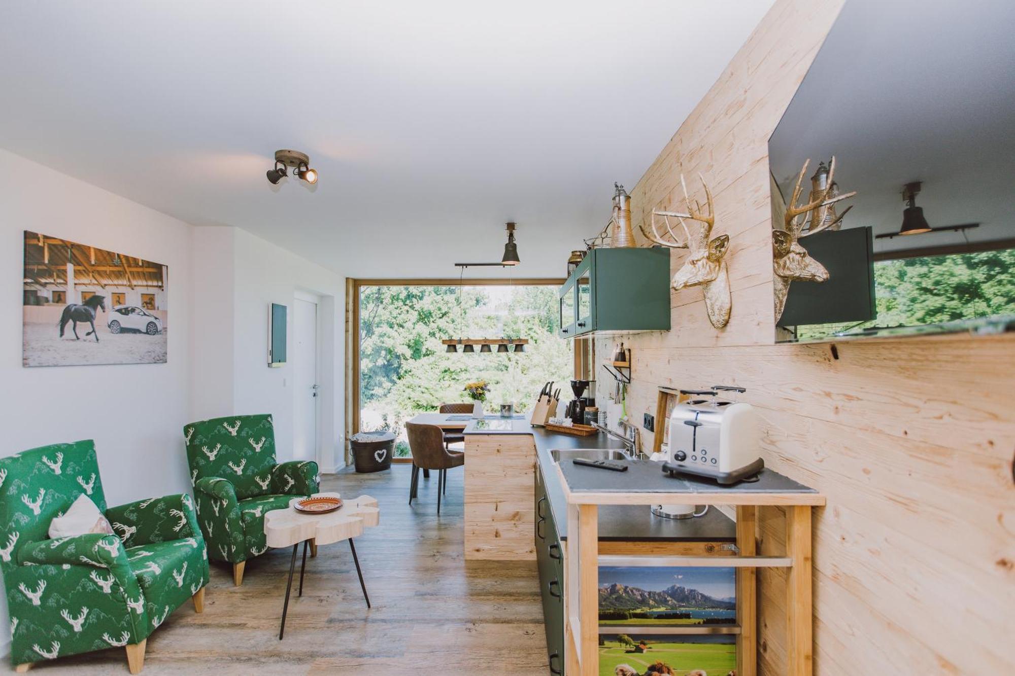 Guggi's Emporeon Allgaeu Apartment *